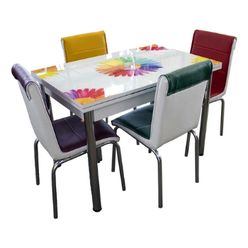 masa extensibila scaune colorate